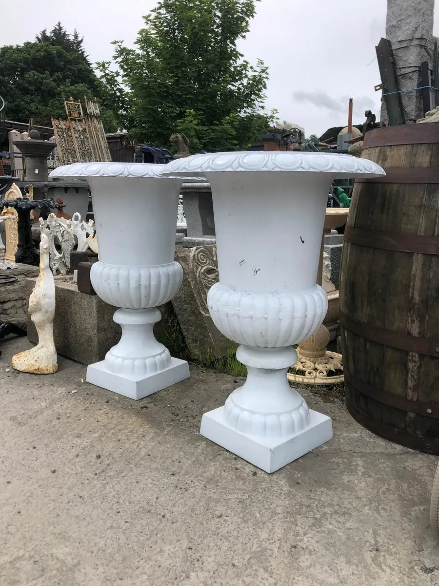 Cast iron garden pots - Image 3