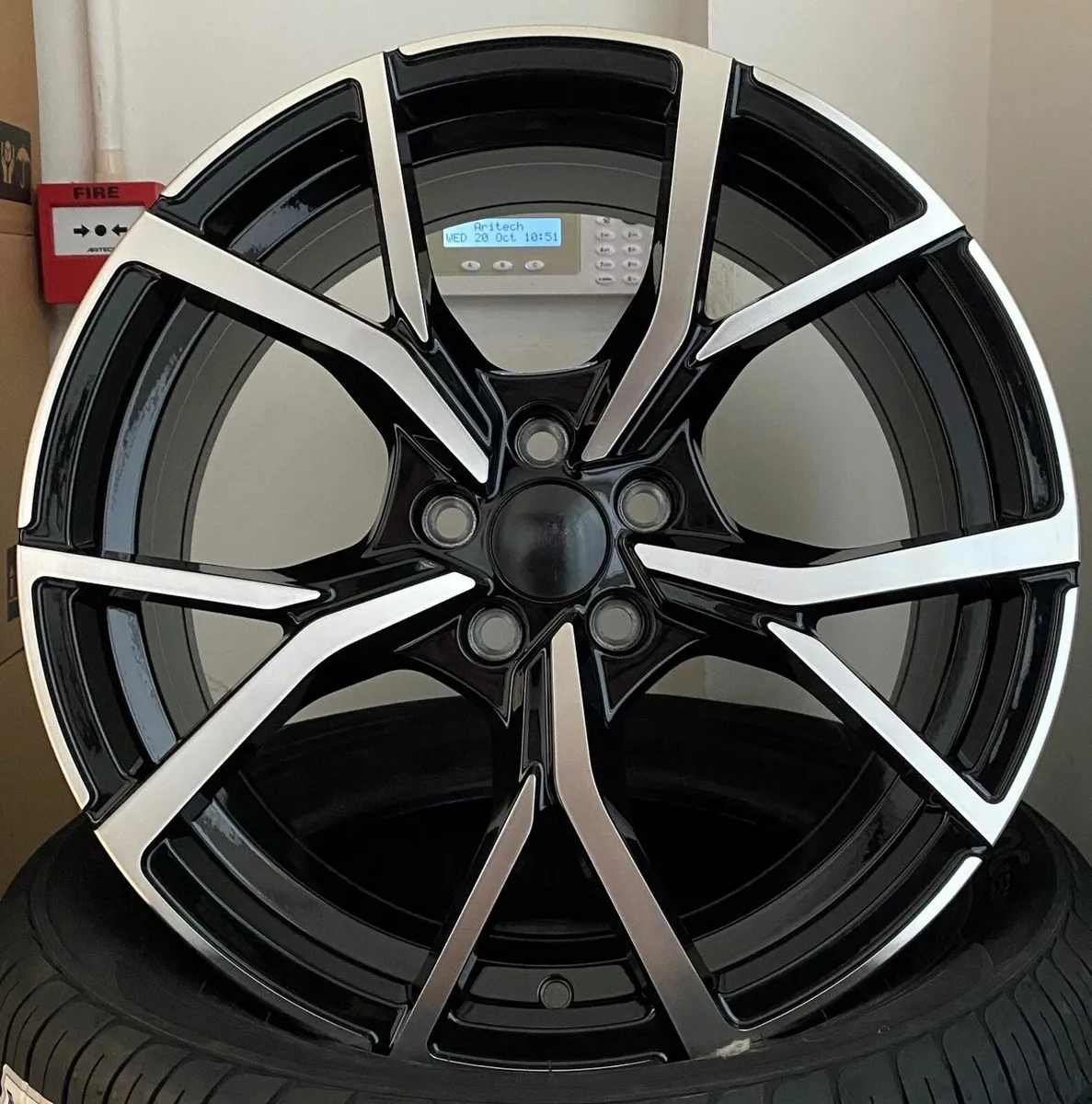 18 19 Vw Seat Skoda alloy wheels D12 X797 - Image 2