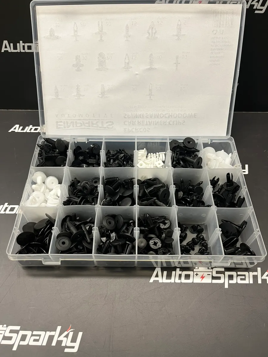 AUTO CLIPS / PINS / FASTENERS WITH REMOVAL TOOLS - Image 1