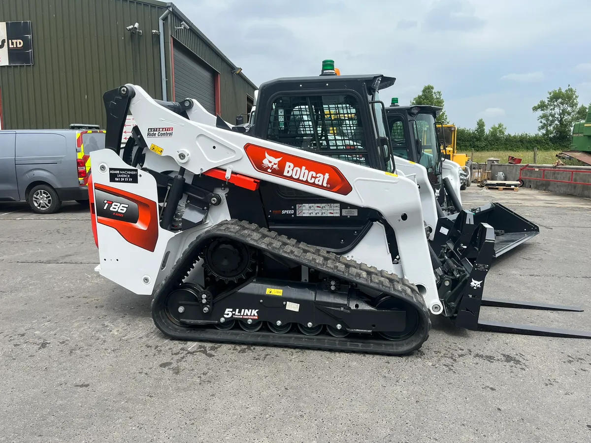Bobcat t 86 for hire  rental - Image 2