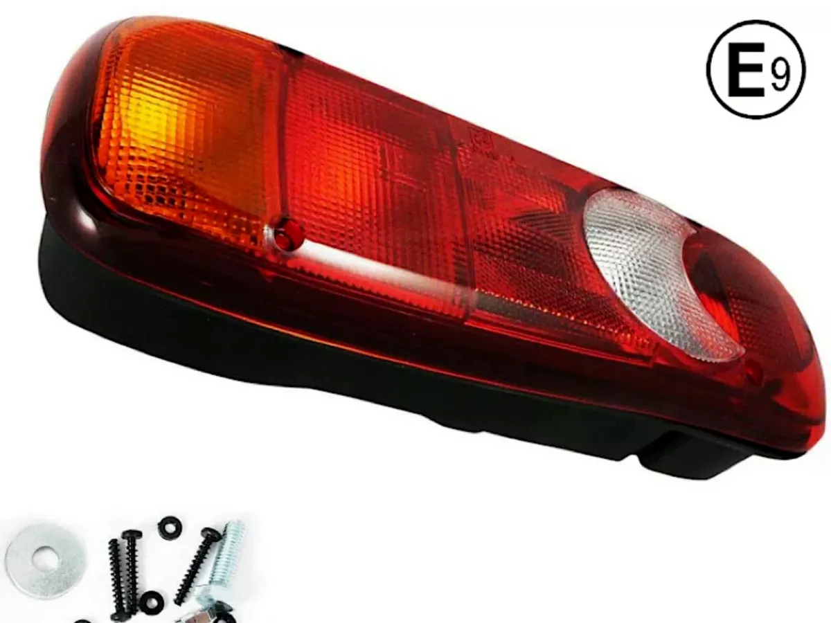 €10 OFF BLK FRI Rear Combination Tail Lights - Image 2