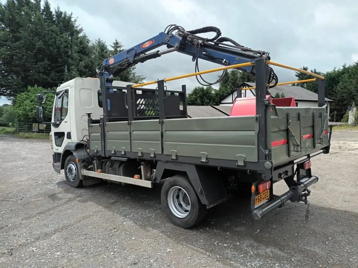 2018 12Ton Daf  45/180 Tipper Grab - Image 3