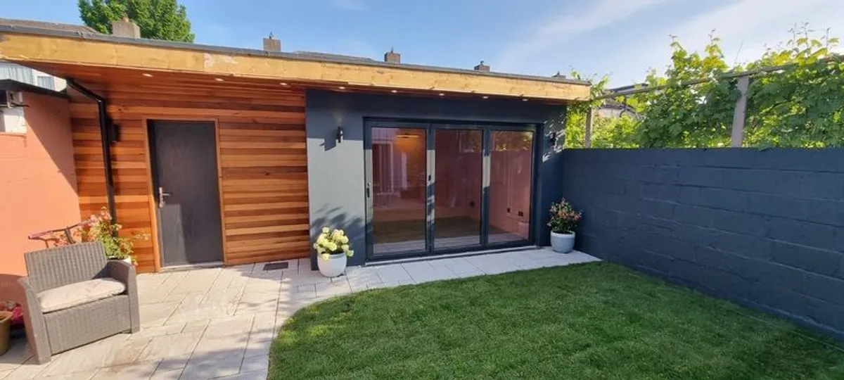 Aluminium bifold doors - Image 1