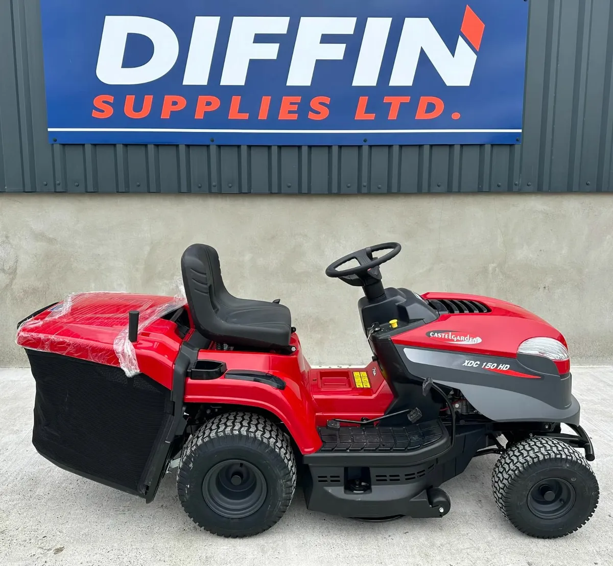 Castelgarden XDC 150 HD Ride On Lawn Mower