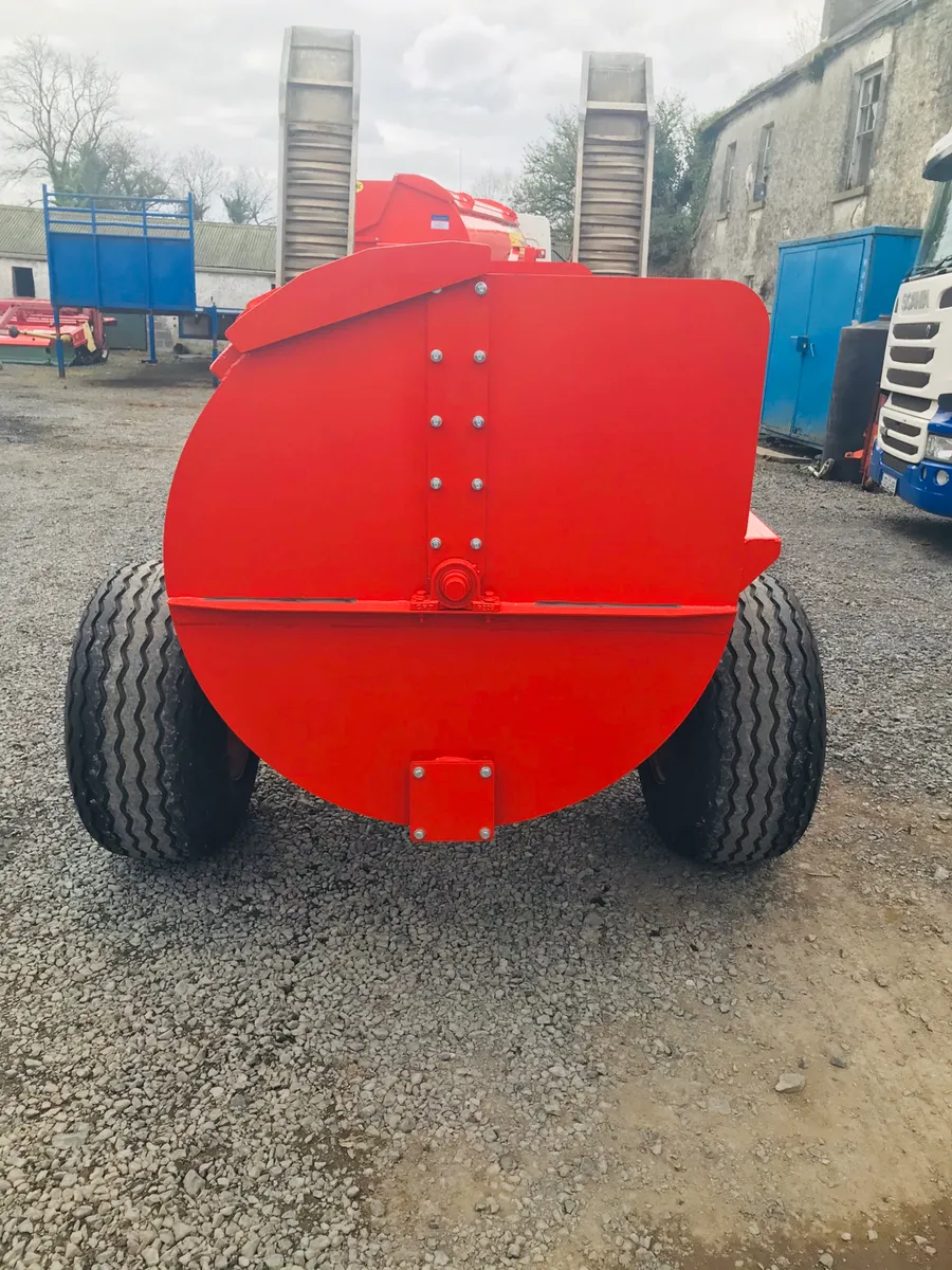 Bel Mac 4.5 cubic mitre Muckspreader - Image 3