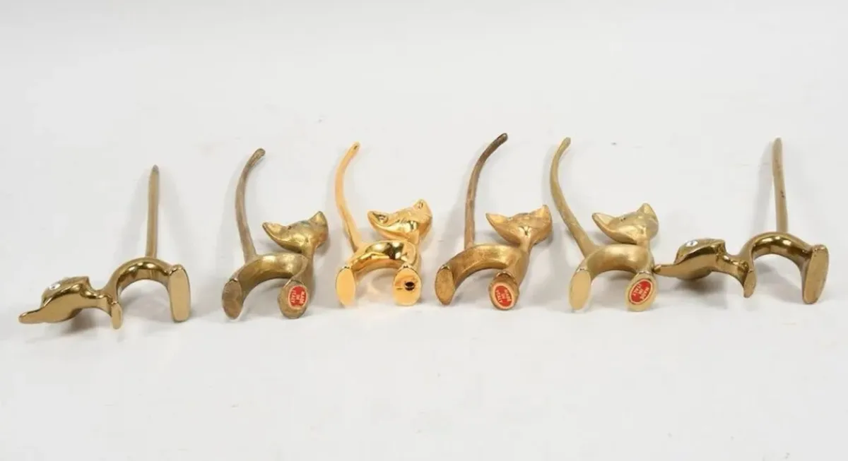 6 old Italian brass cats with Zirconia eyes - Image 4