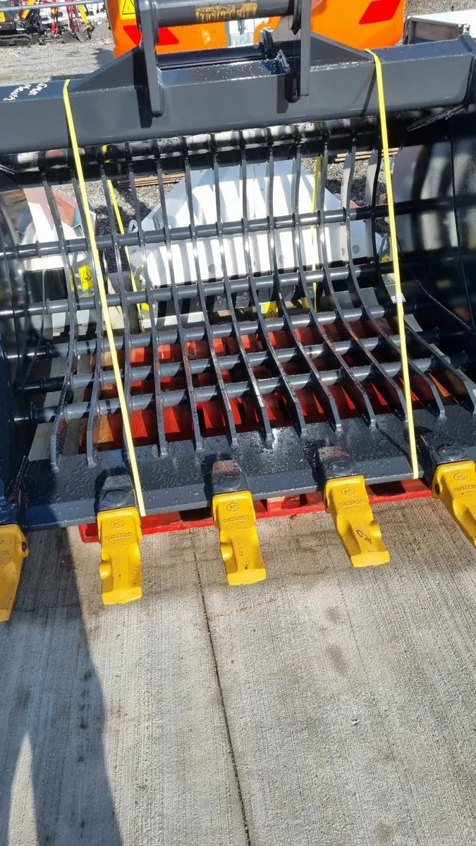 Riddle & Lawn buckets in stock - Image 4