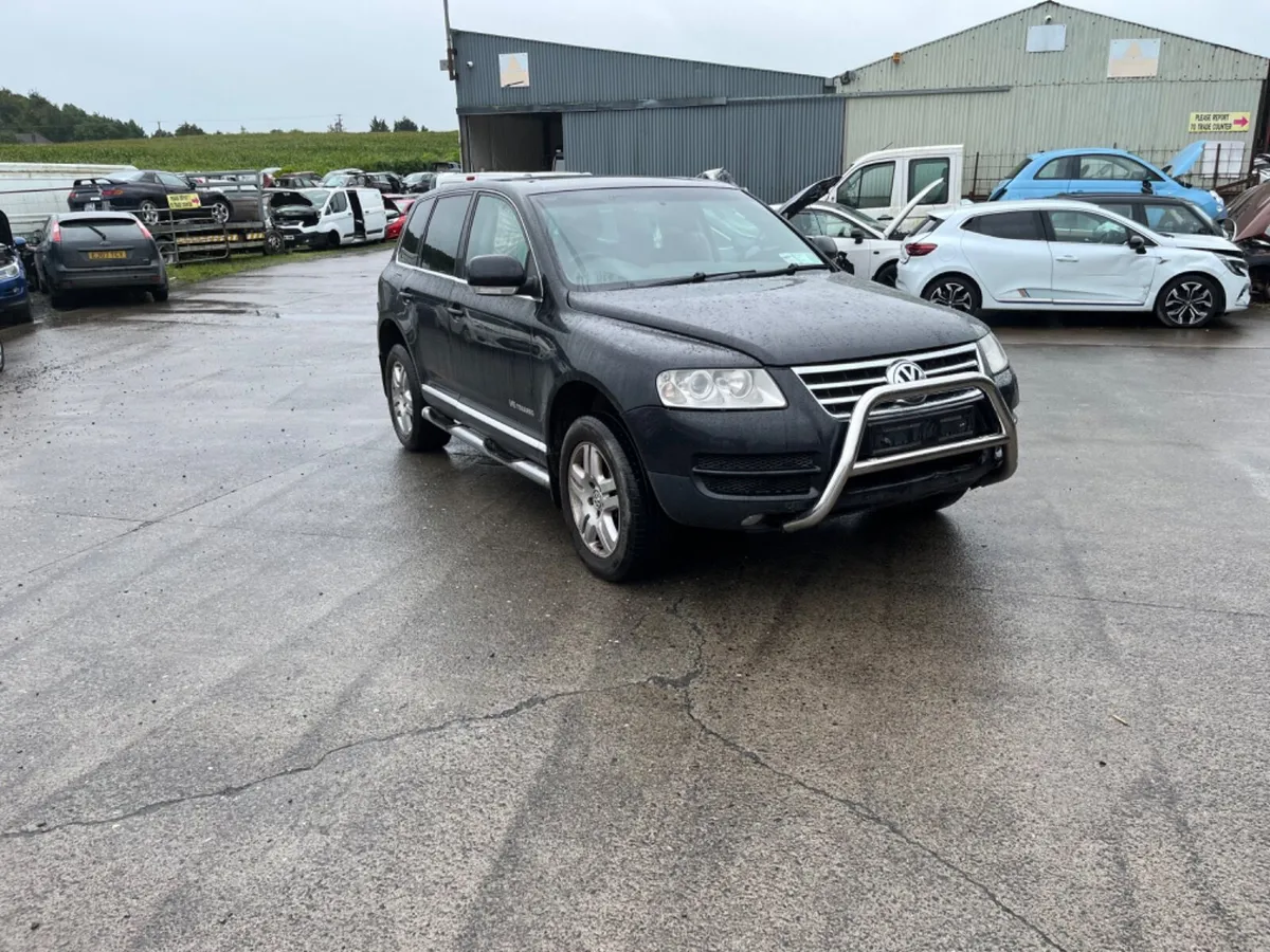 2009 VW Touareg 3.0 V6 221 bhp - Image 2