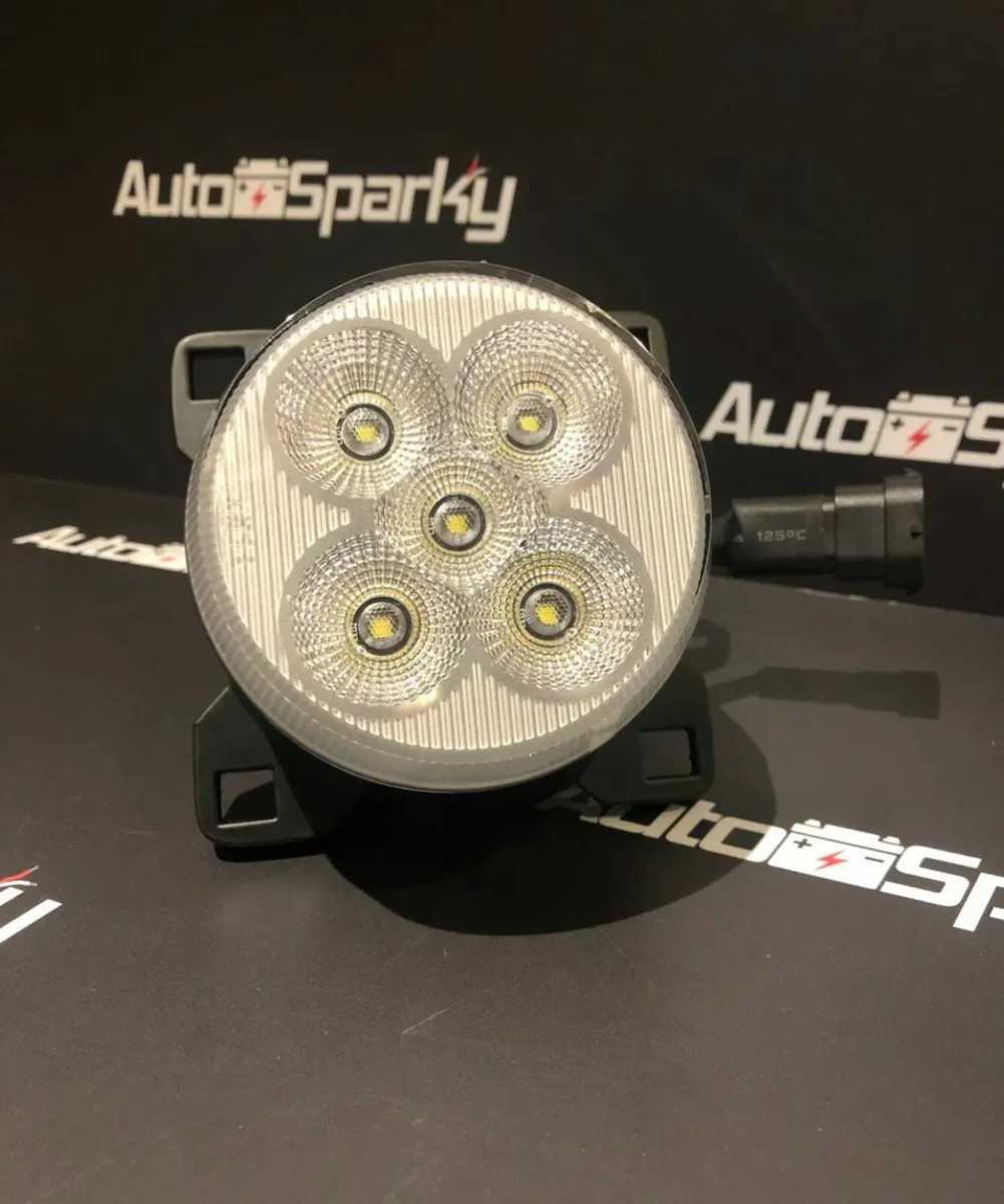 LED Bonnet / Cab Work Light Massey / Claas / Fendt - Image 2