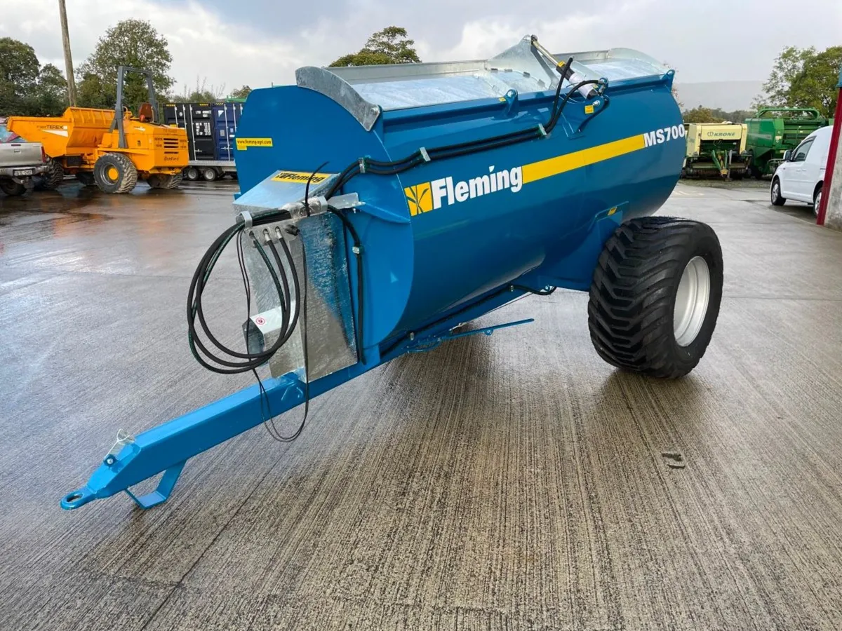 Fleming MS700 Manure Spreader - Image 2