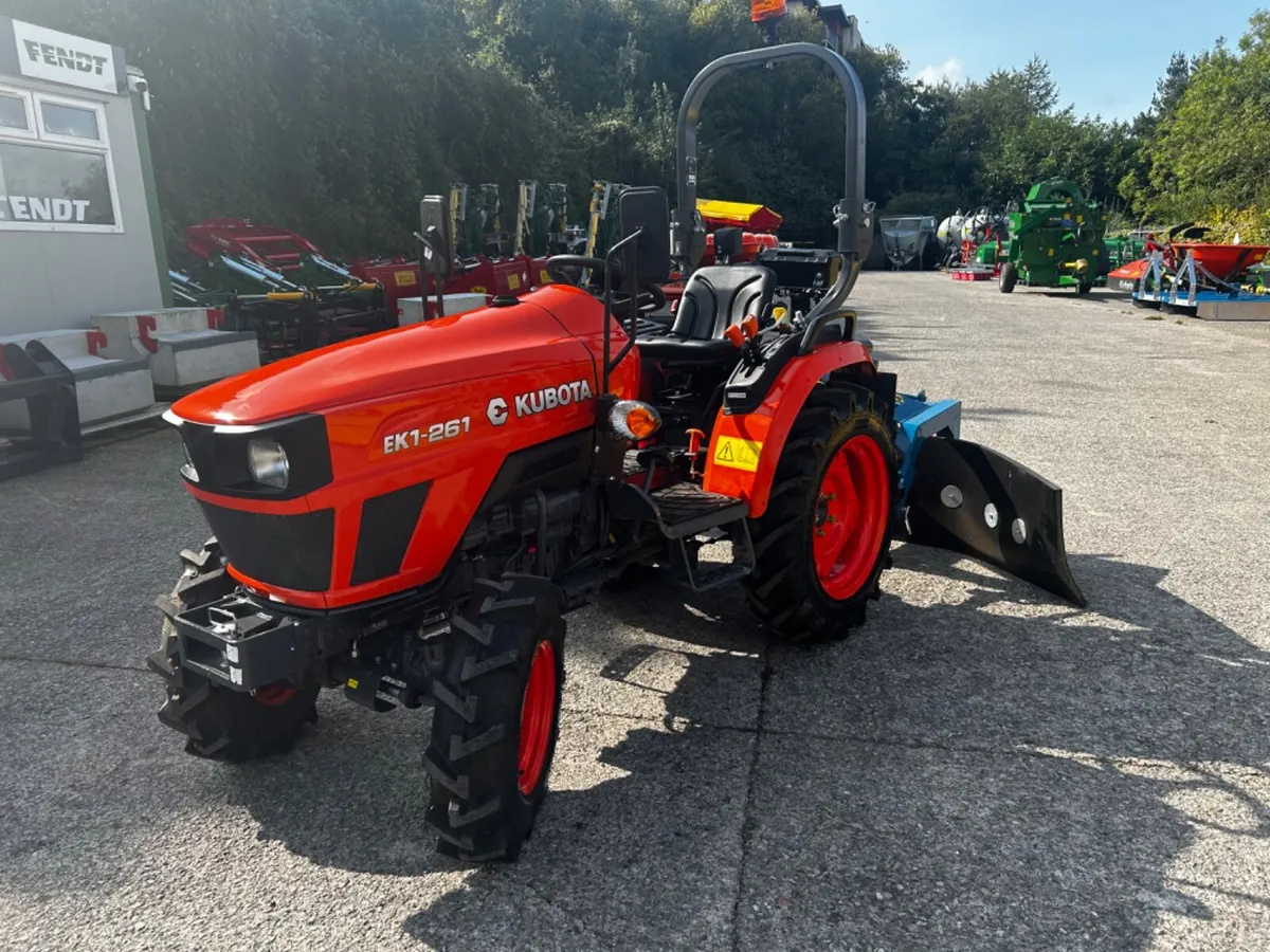 Kubota EK1-261 Tractor 5 Year warranty - Image 2