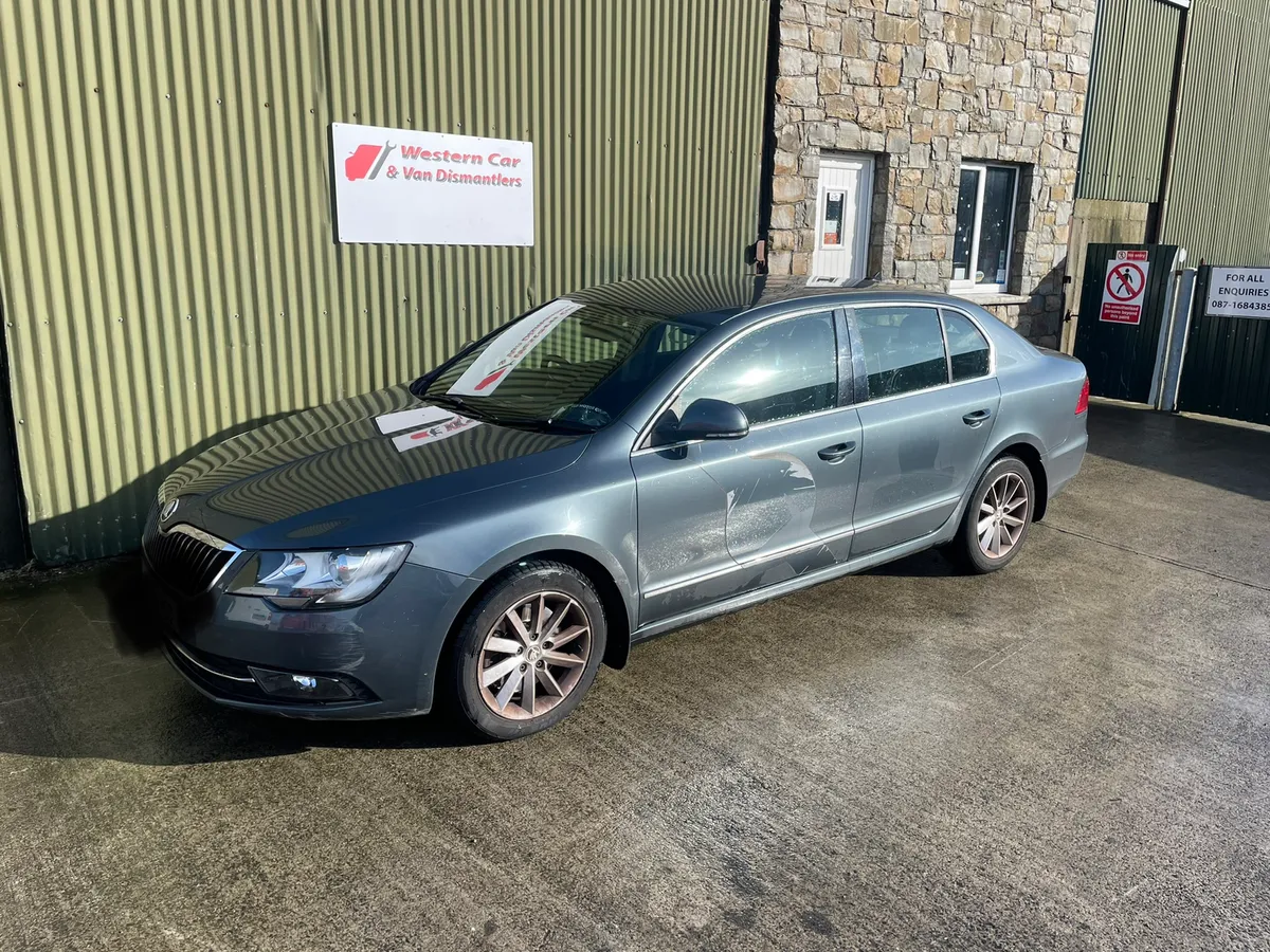 151 skoda superb 2.0 tdi auto for dismantling