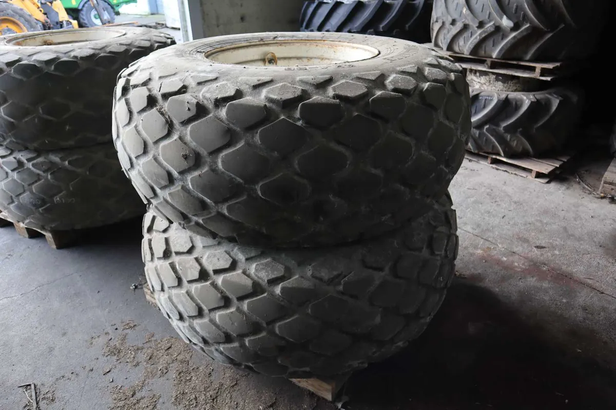 8stud grass wheels 23.1R26 - Image 2