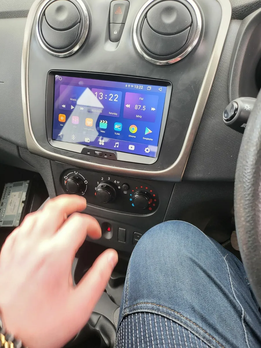 Renault Dacia Sandero Logan Carplay Android Auto - Image 4