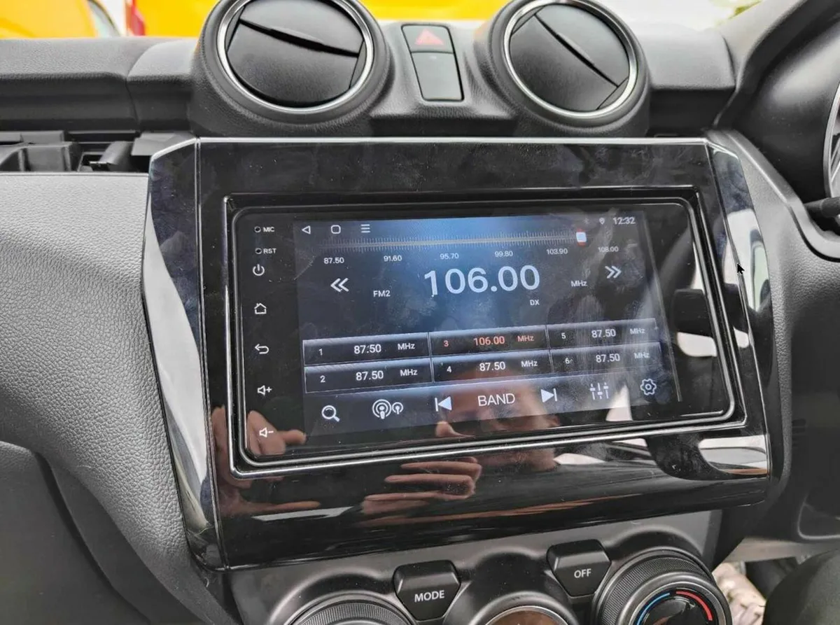 Suzuki Swift  Carplay Android Auto radio 2017+ - Image 2