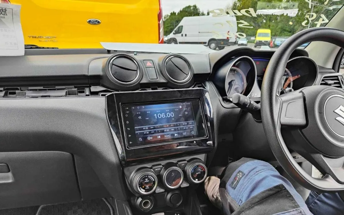 Suzuki Swift  Carplay Android Auto radio 2017+ - Image 3
