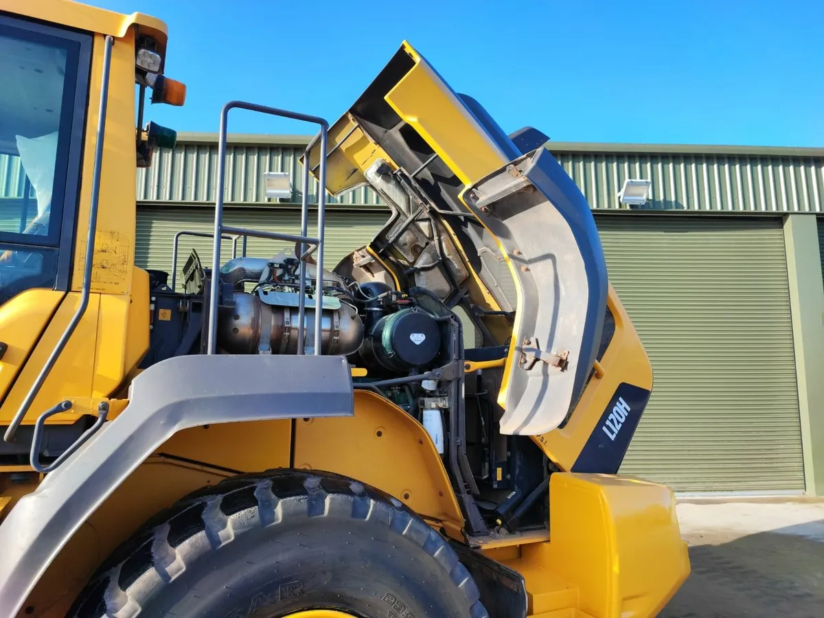 VOLVO L120H - Image 4