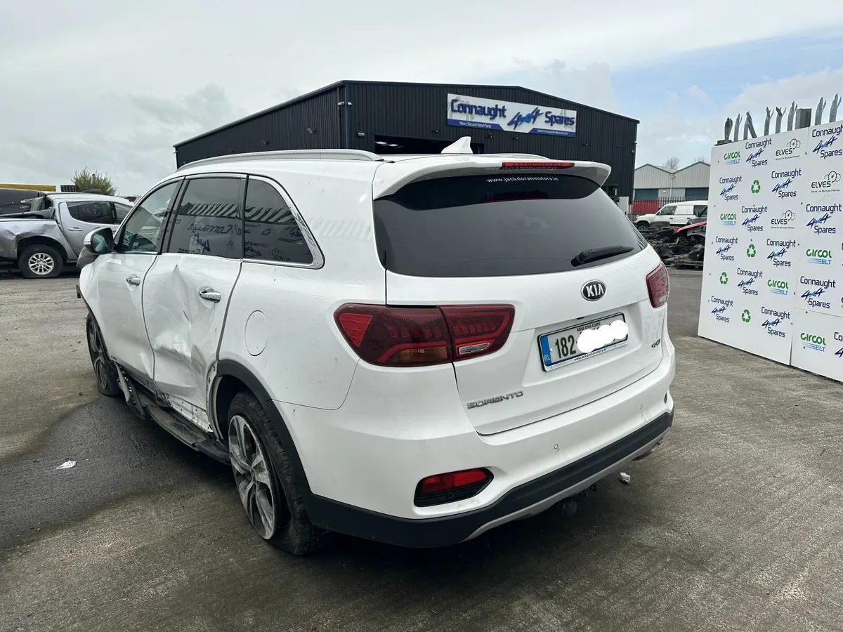 2018 KIA SORENTO 2.2D AUTO JUST IN FOR BREAKING - Image 3
