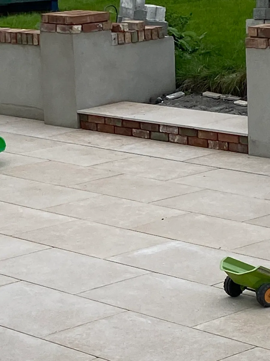 Monaco Cream Paving Flagstones €25 each ex vat - Image 3