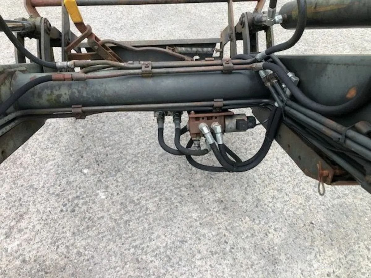 Quicke US 450 Loader - To Fit NH, Ford, MF, Case, - Image 4