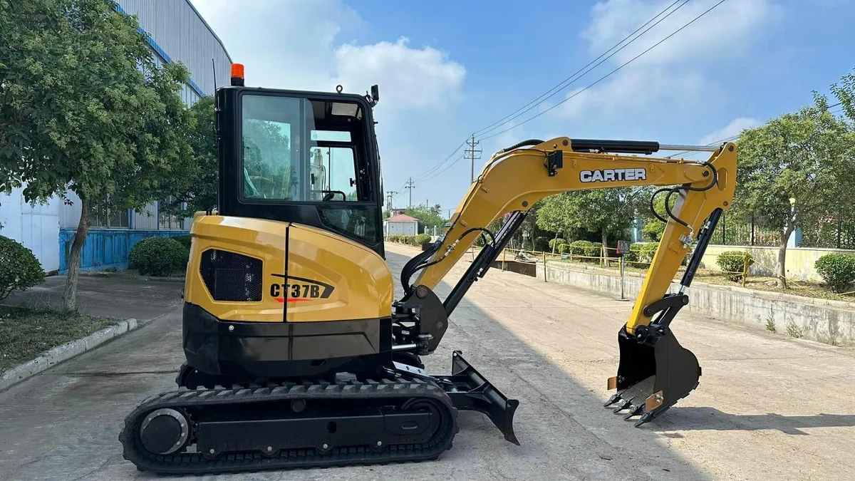 New Carter CT37 Digger (3.7 Ton) - Image 4