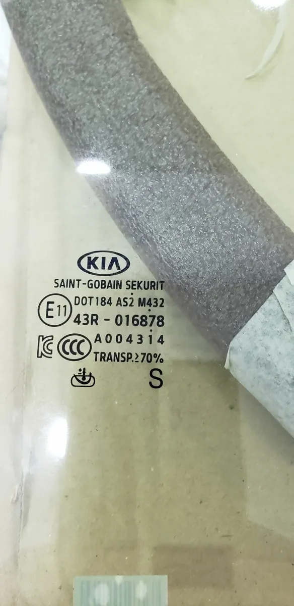 KIA E NIRO REAR WINDOW GLASS 2020 2021 - Image 3