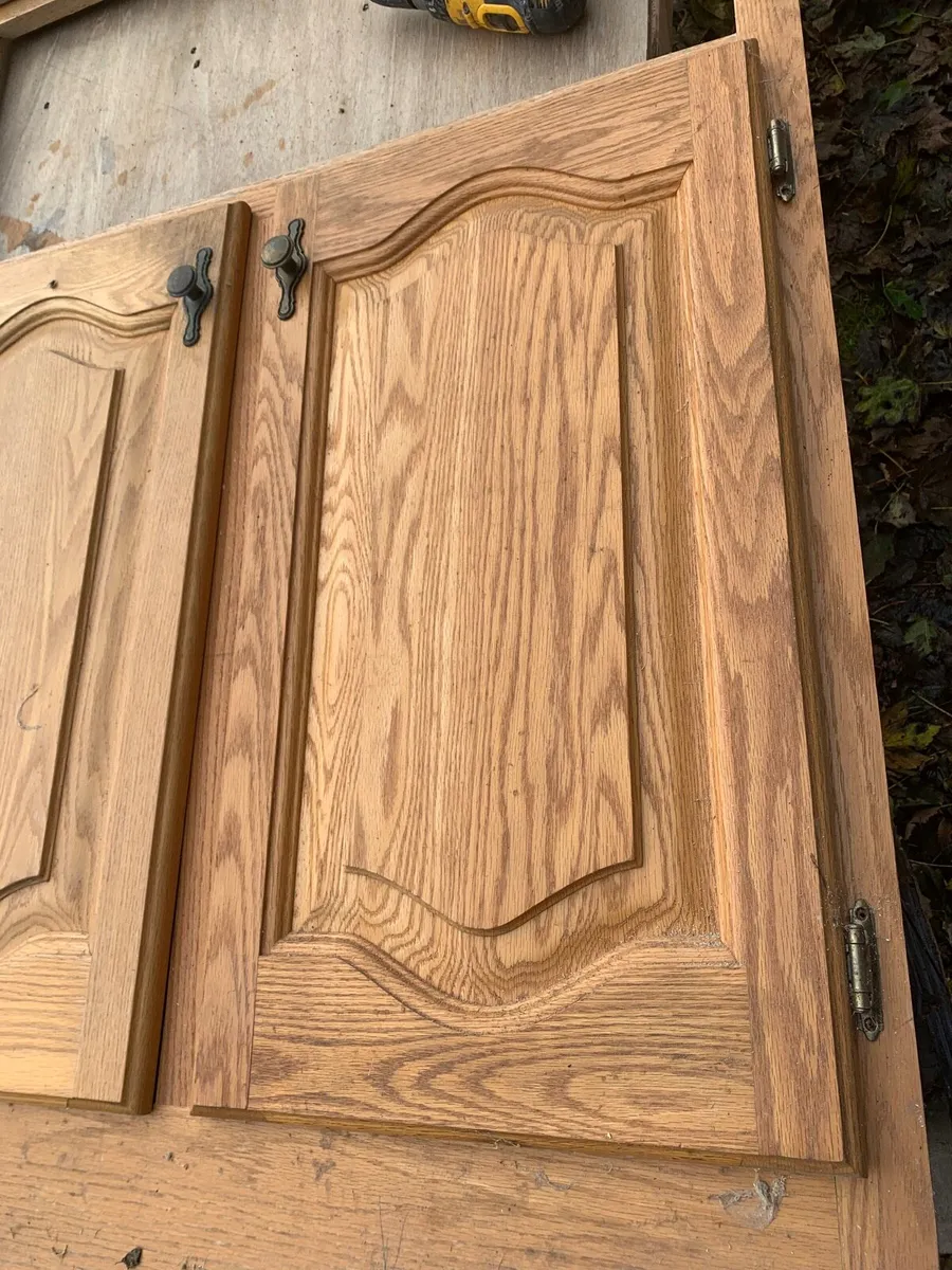 Oak cabinets  doors sizes in photos - Image 1