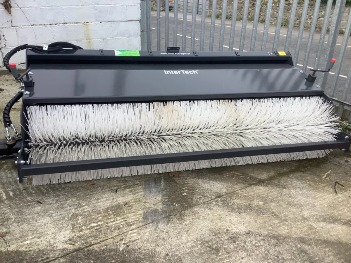 New 2.2 metres Intertec sweeper collector - Image 1