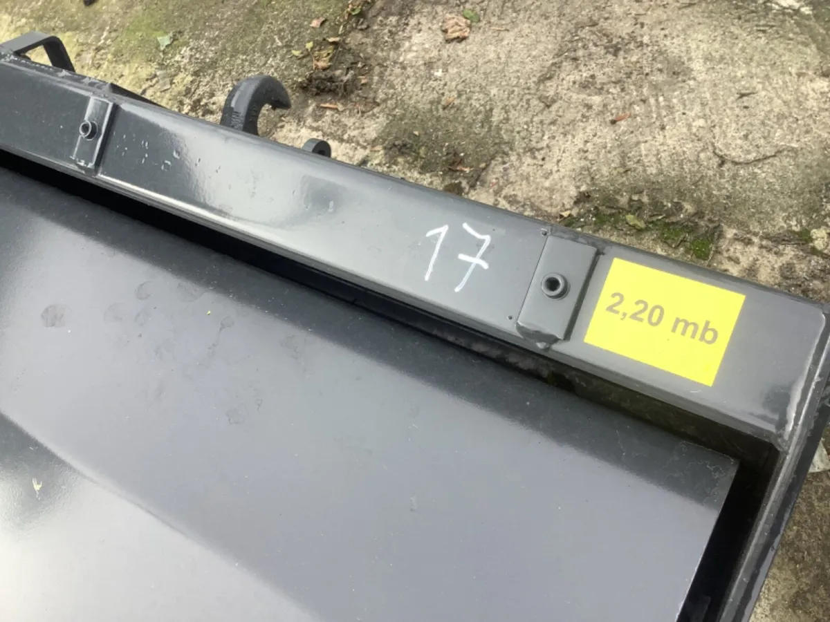 New 2.2 metres Intertec sweeper collector - Image 4