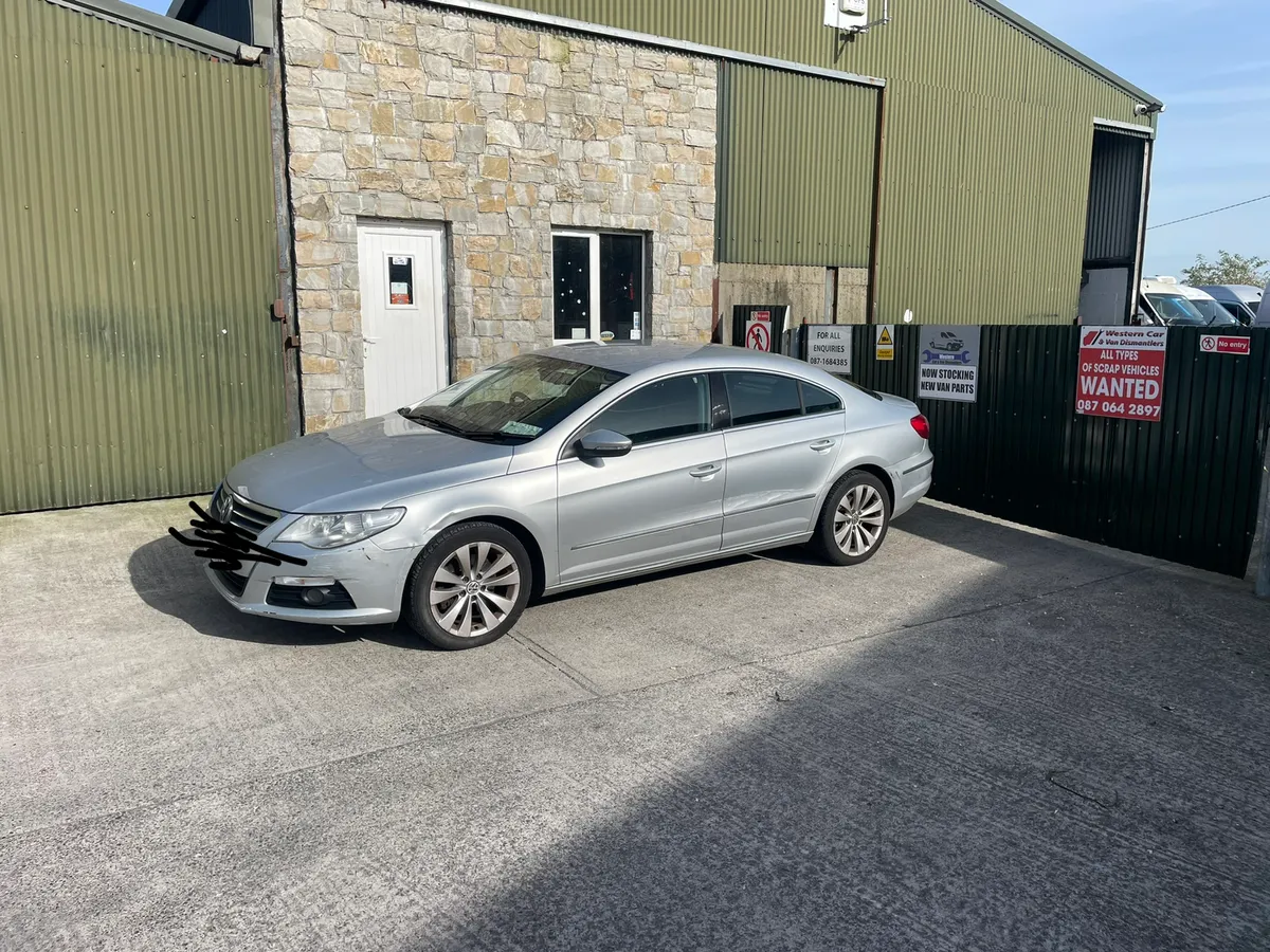 2009 vw Passat cc 2.0 tdi sport for dismantling - Image 1