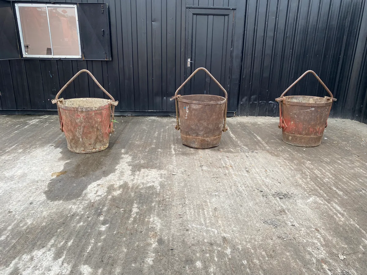 Choice of 3 Concrete Buckets - Image 2