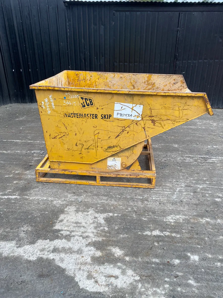 Tipping Skip - Image 2