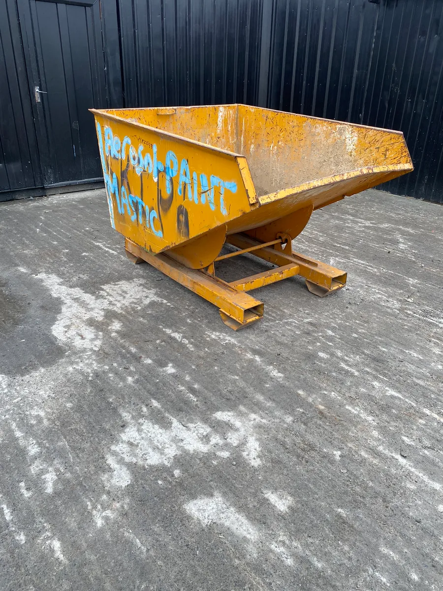 Tipping Skip - Image 1