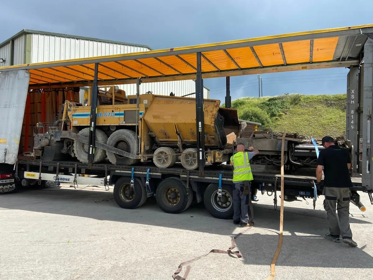 WANTED: Bitelli / Caterpllillar BB670 Pavers - Image 2