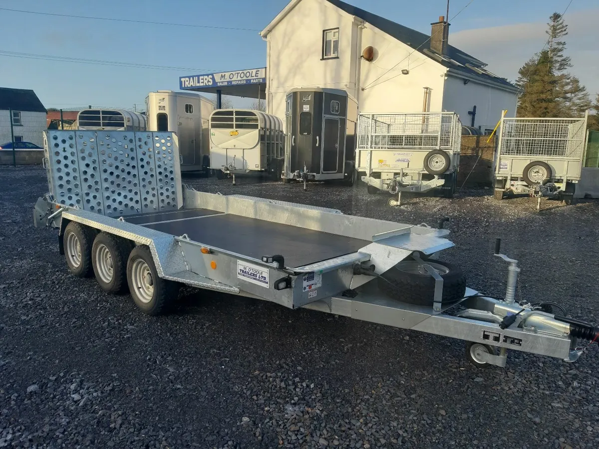 IFOR WILLIAMS  14' x 6'  TRI AXLE PLANT TRAILER - Image 1