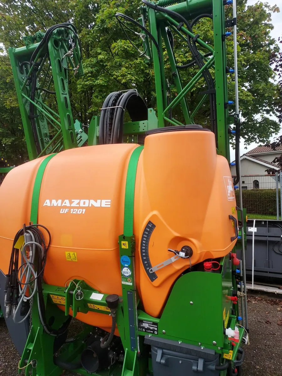 New Amazone UF1201 sprayer - Image 2