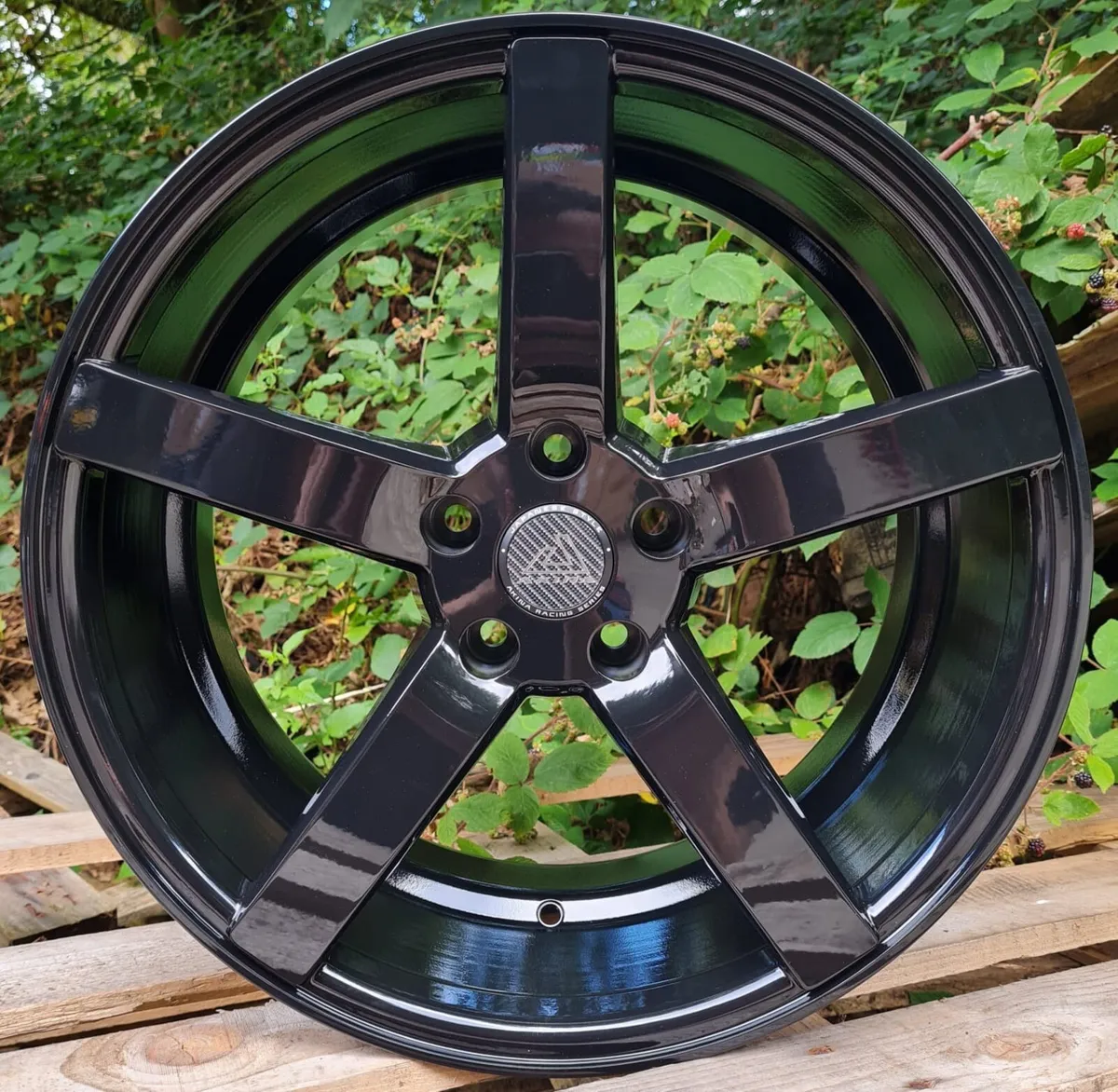 18” magnums 5x112 alloys & tyres offer 3 colours - Image 2