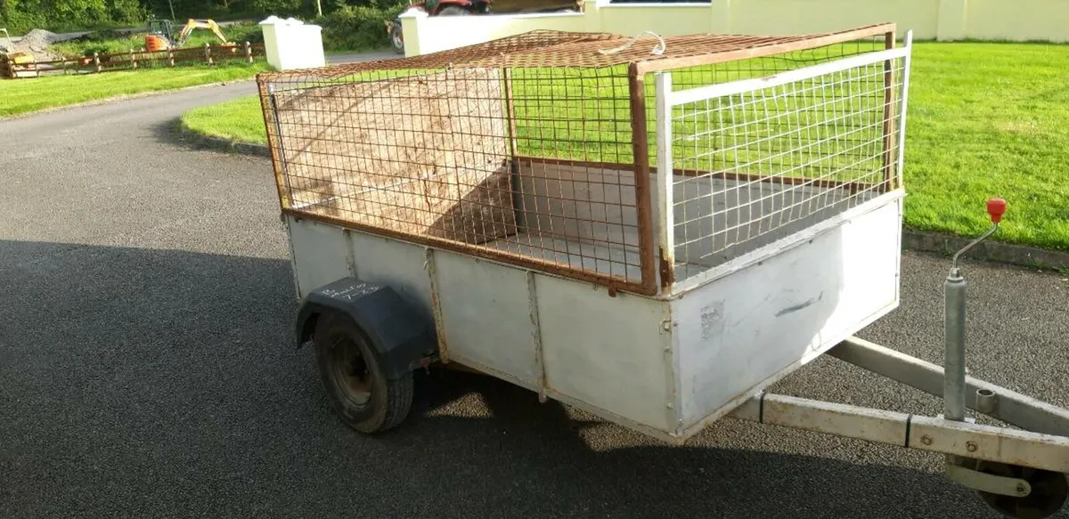 Quad  livestock trailer - Image 2