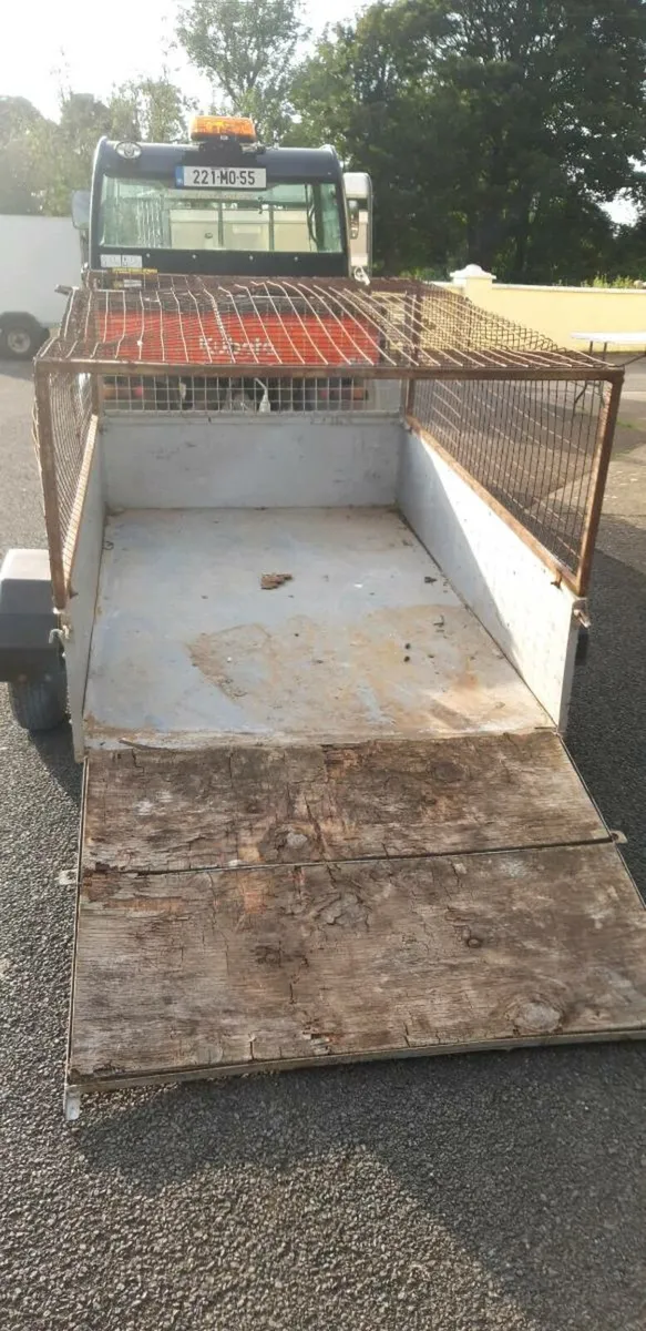 Quad  livestock trailer - Image 3