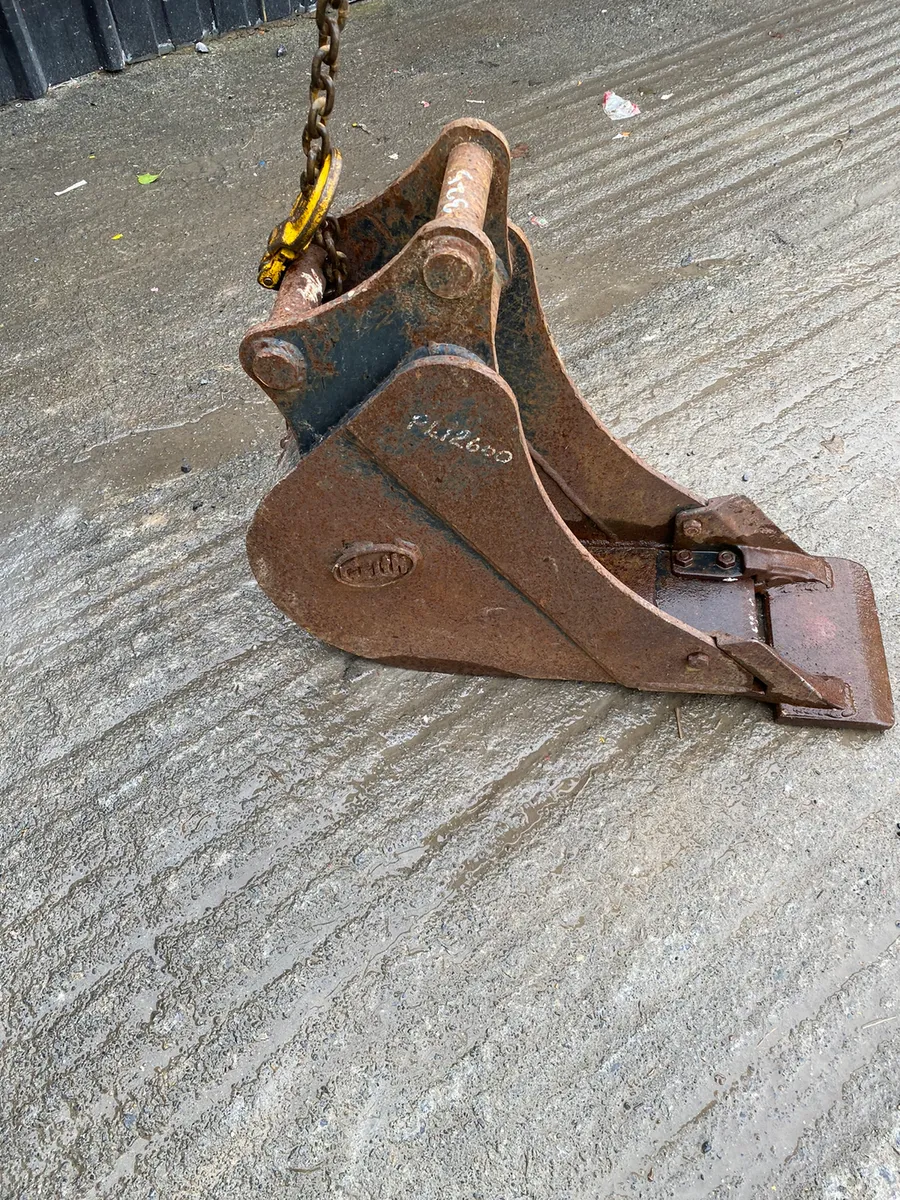 Bucket P2233 - Image 4