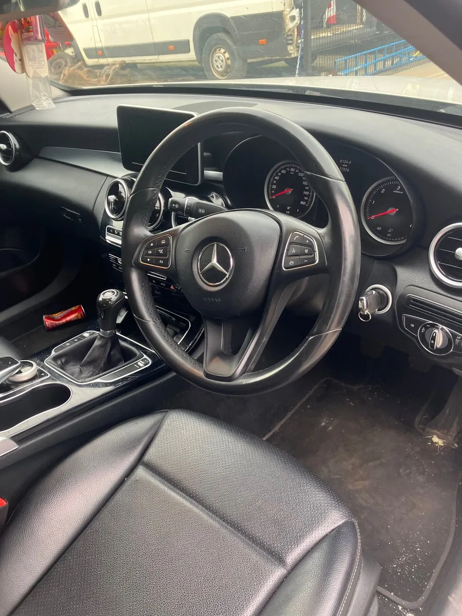 2017 Mercedes c220 parts breaking - Image 3