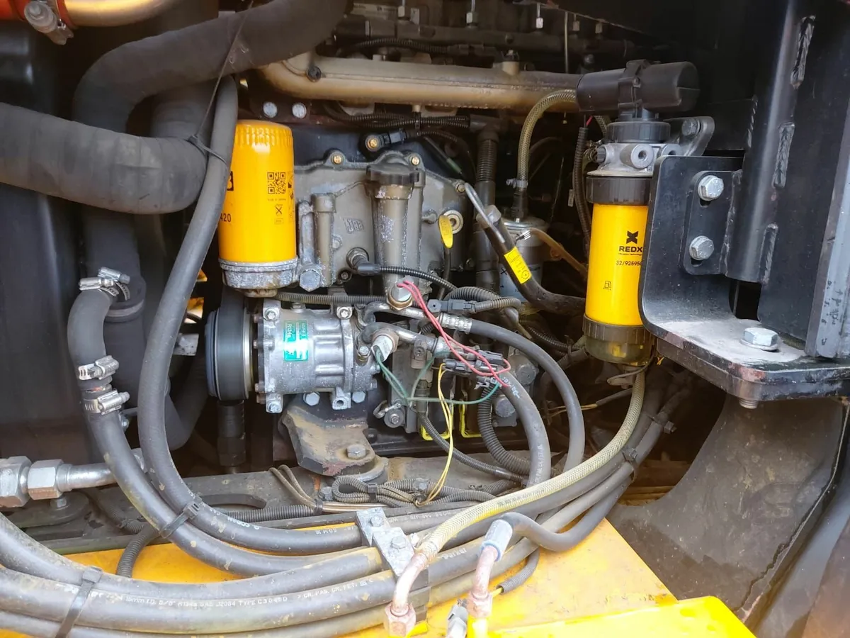 jcb 310 - Image 3