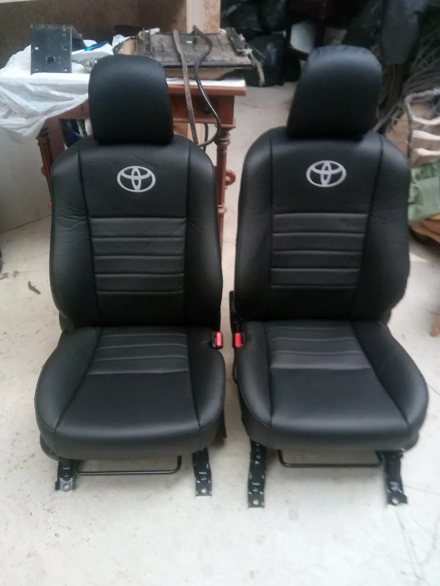 Tractor seat repair - Image 4