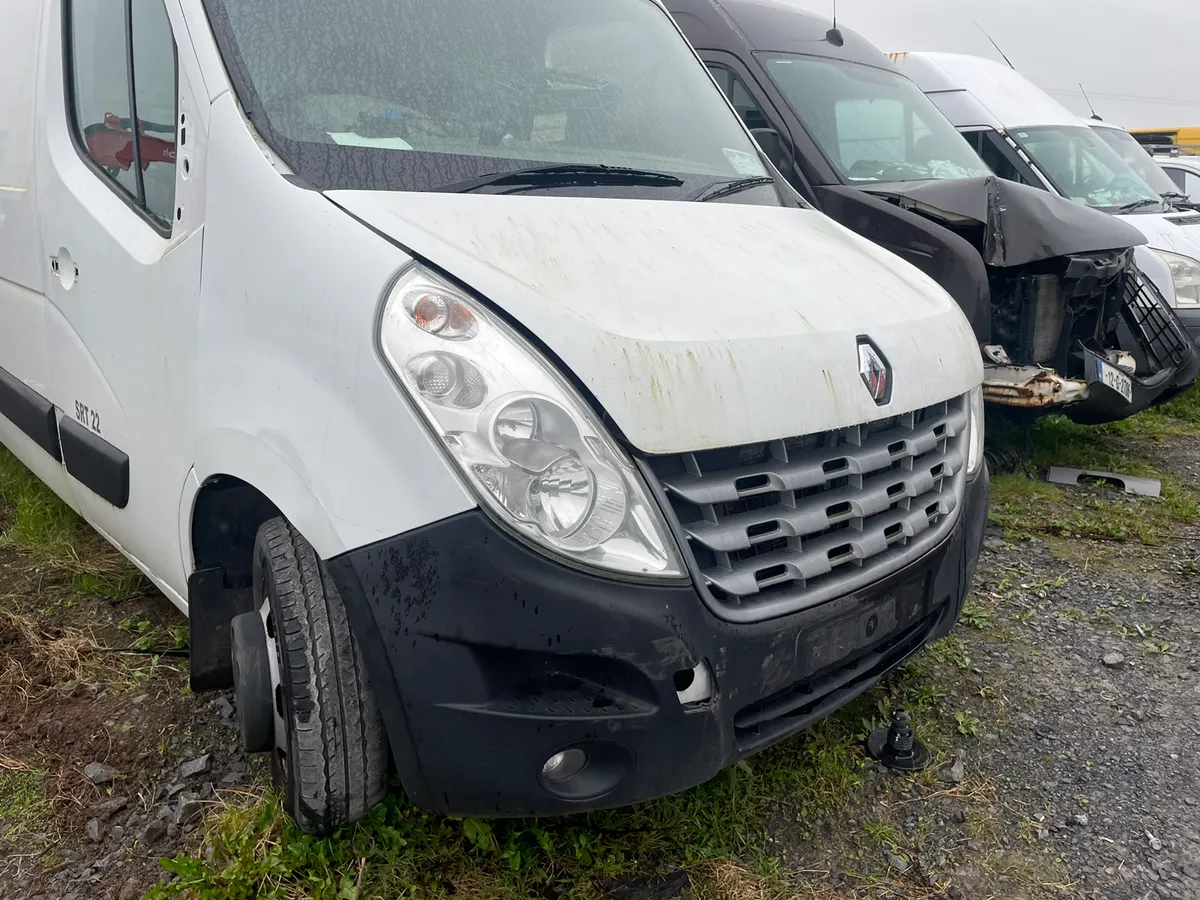 2015 Renault master full front for sale - Image 2