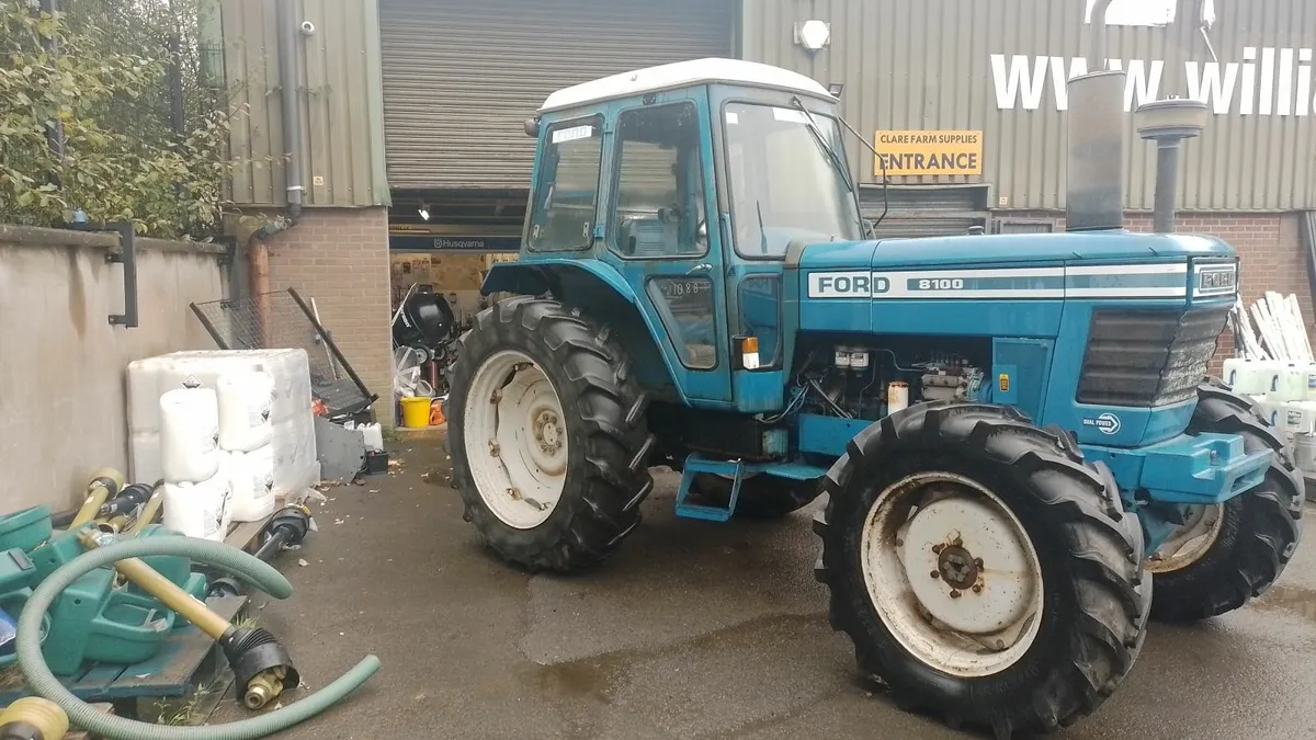 1978  ford 8100 duel power - Image 4