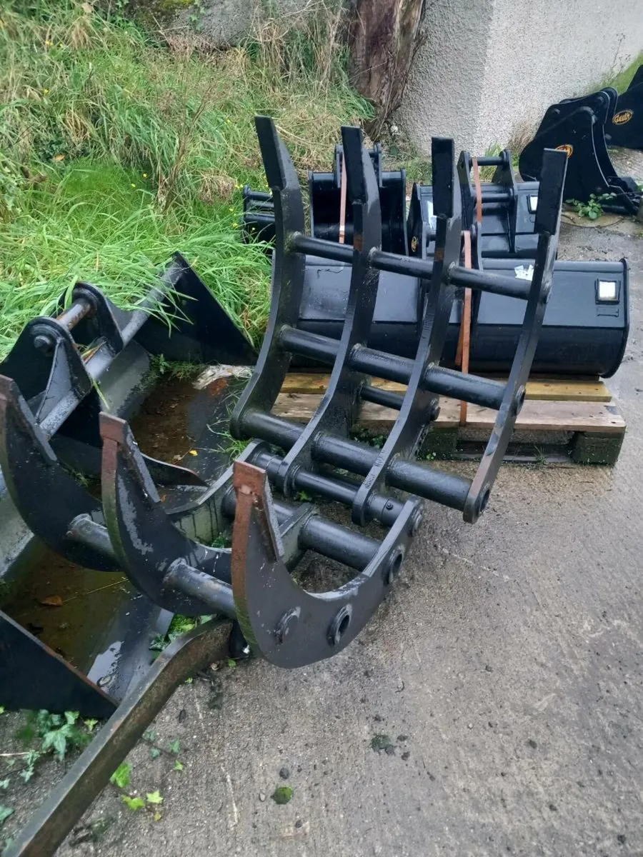 Selection of new buckets - Image 3