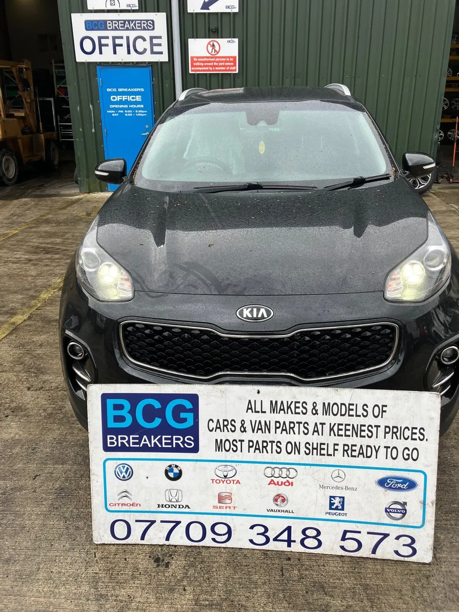 2017 Kia sportage parts breaking - Image 1