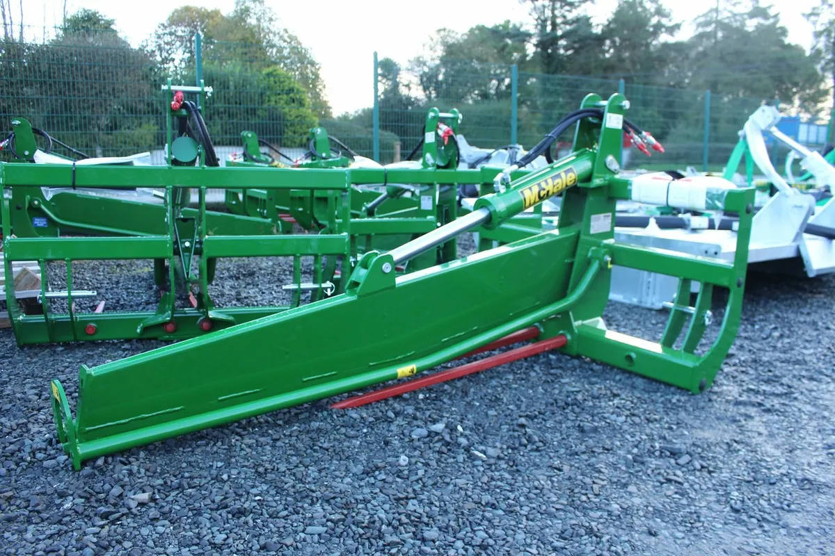 🟢 McHale Bale Splitters 🟢 - Image 1