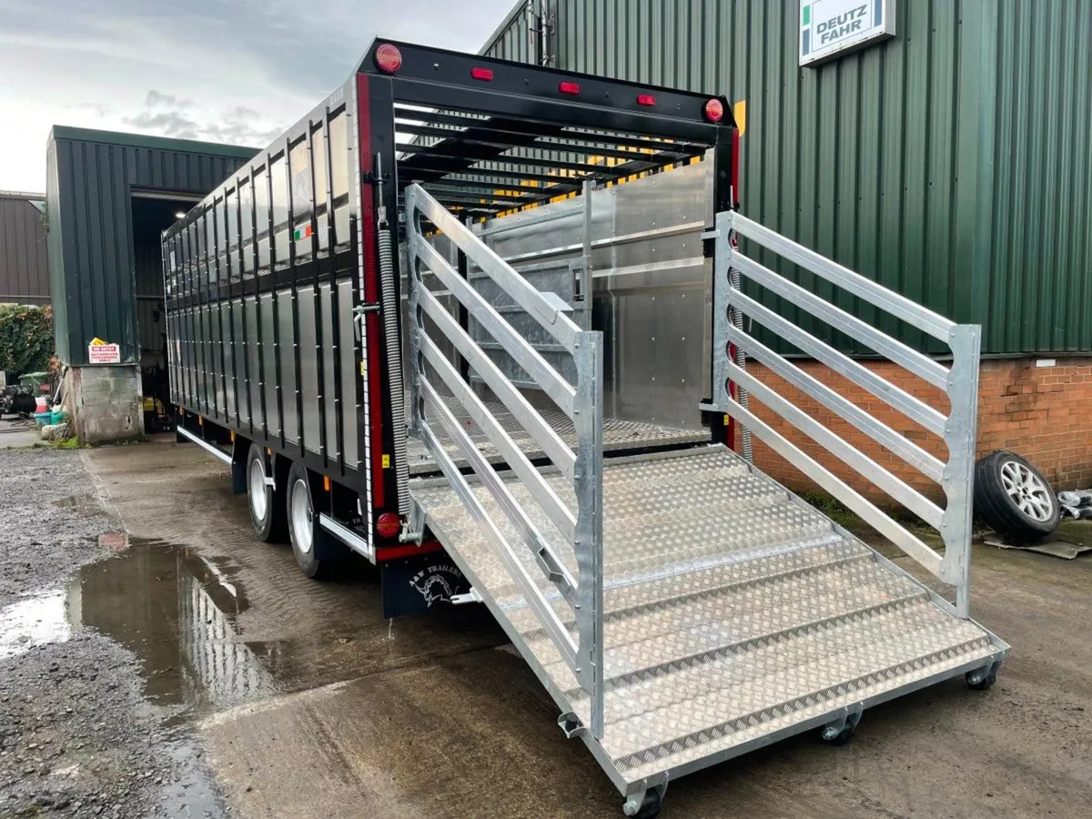 Cattle trailer - Image 3