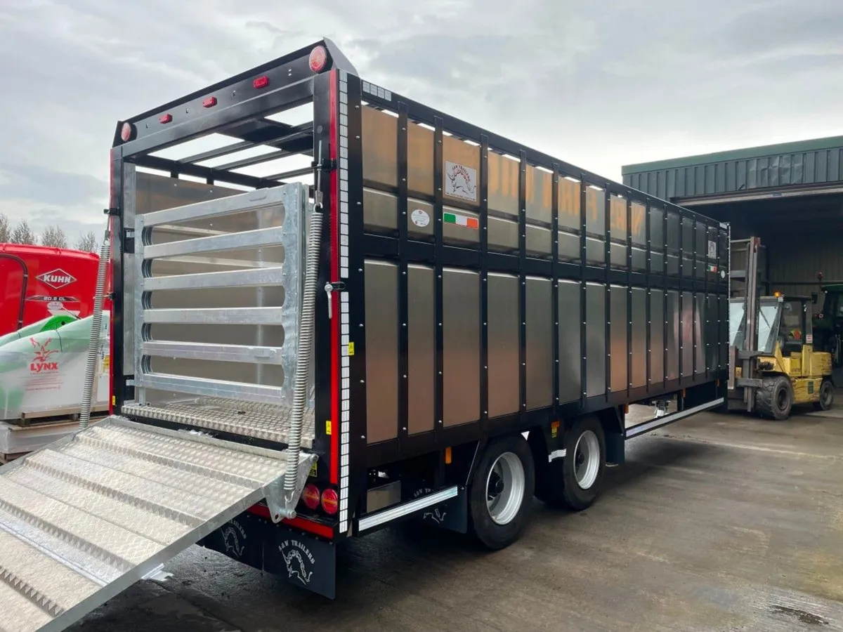 Cattle trailer - Image 4